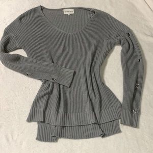 ❗️SOLD Lightweight Gray Sweater